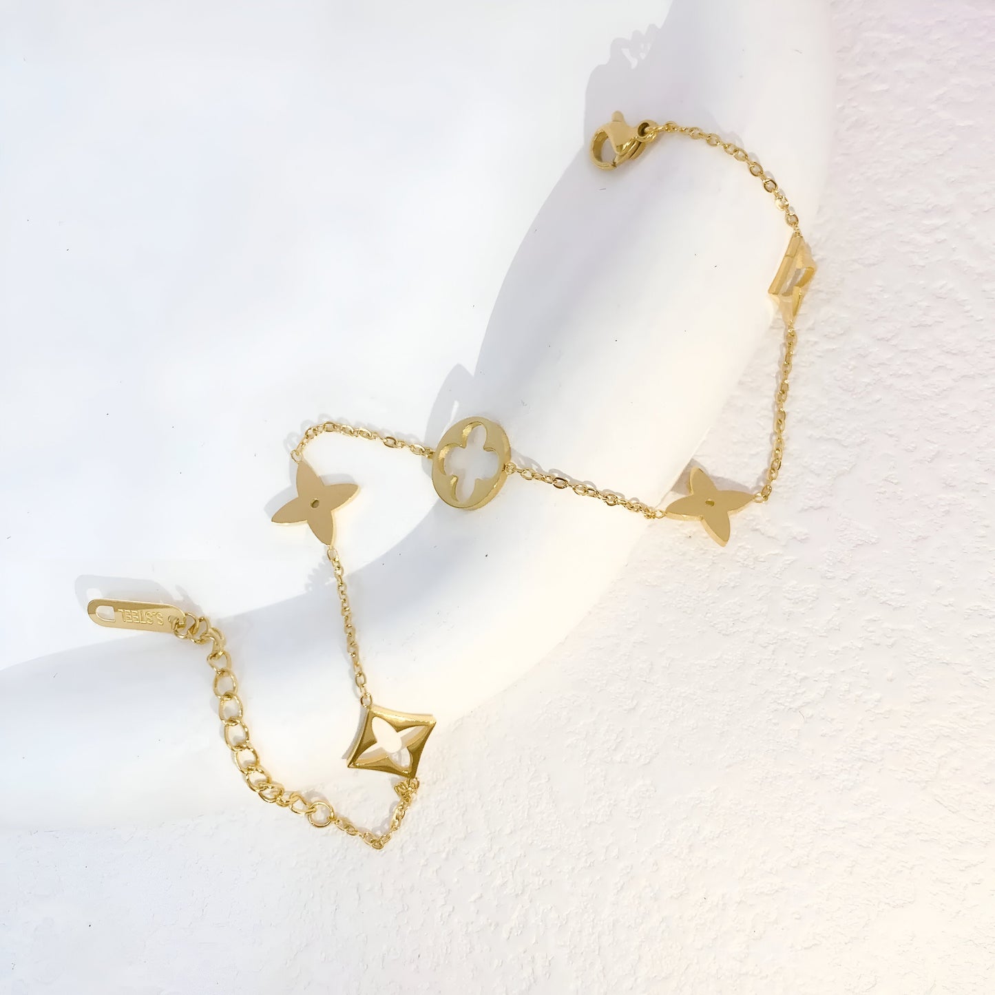 18K Gold Plated L7 Bracelet